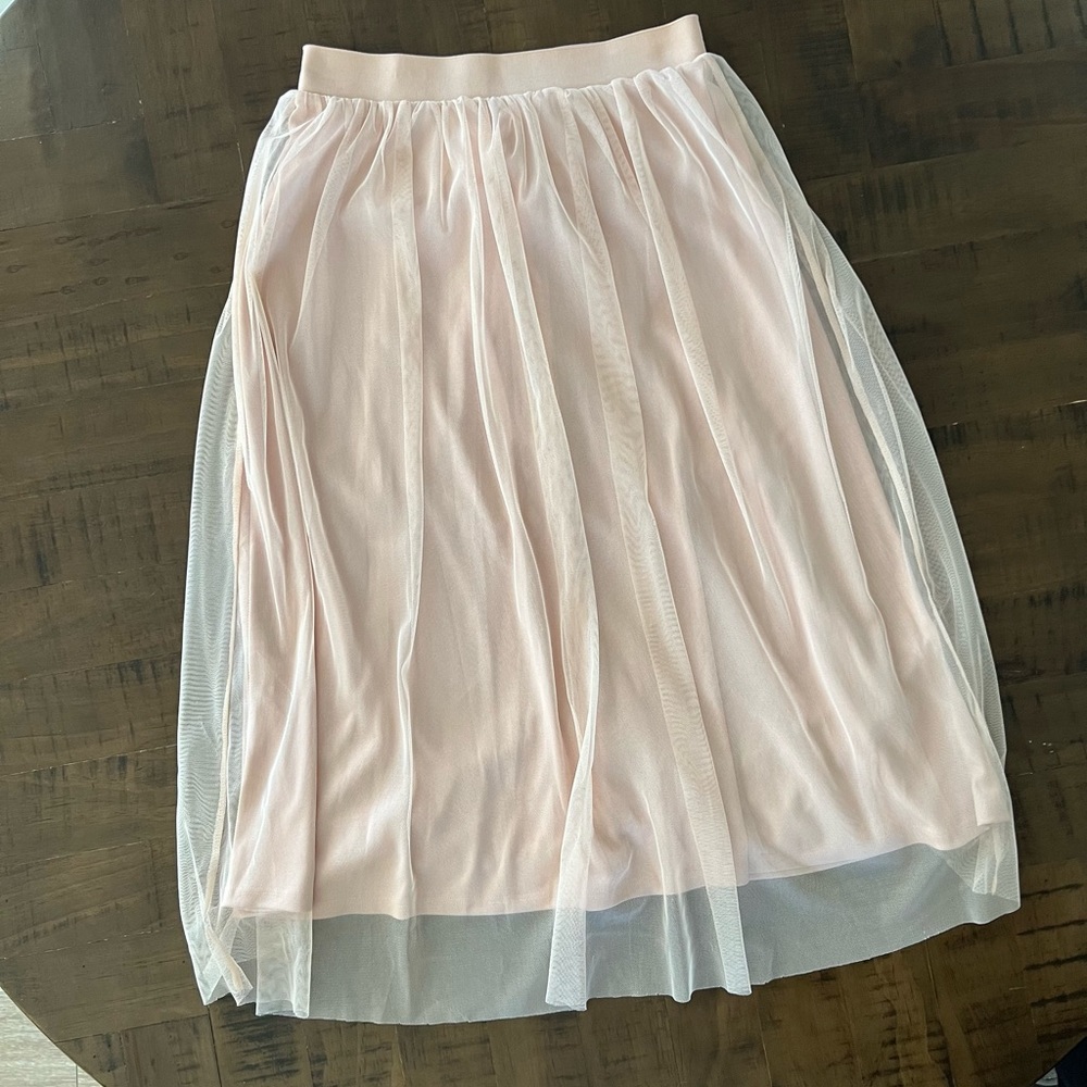 H&M pink tule skirt